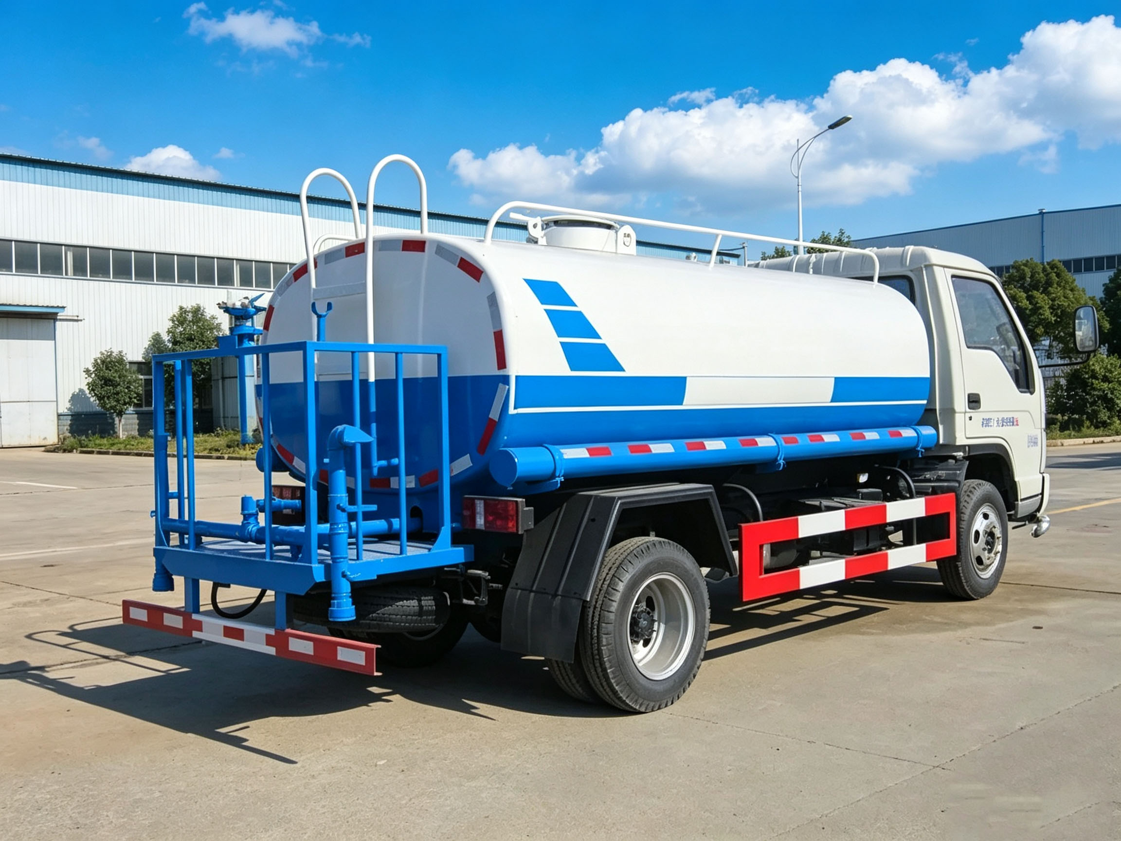 Foton 5CBM Water Spray Truck - Image 2