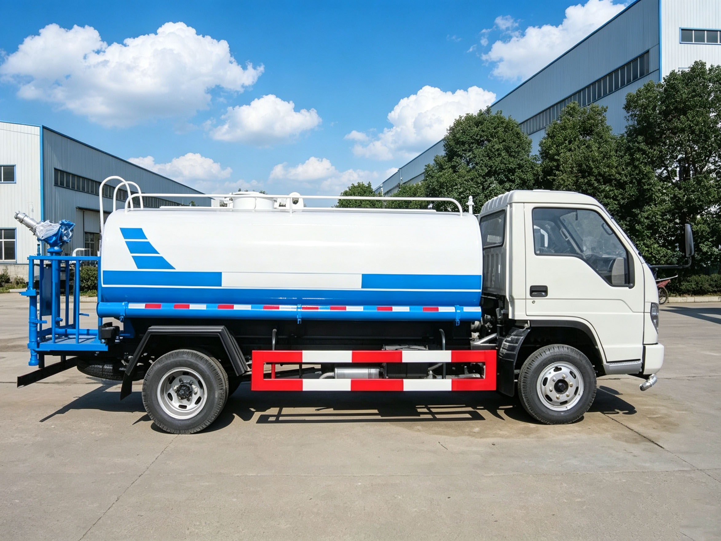 Foton 5CBM Water Spray Truck - Image 3