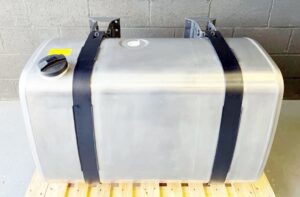 Large-capacity aluminum alloy fuel tank