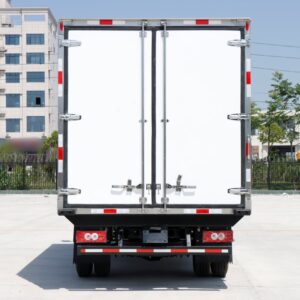 FOTON 4m Dry Van Truck
