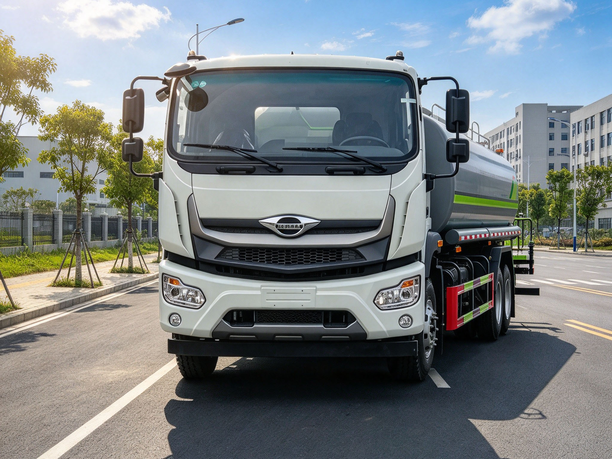 Foton 15CBM Water Sprinkler Truck - Image 2